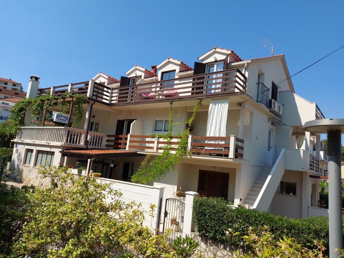 Apartmani Stambuk Jelsa  Exterior foto