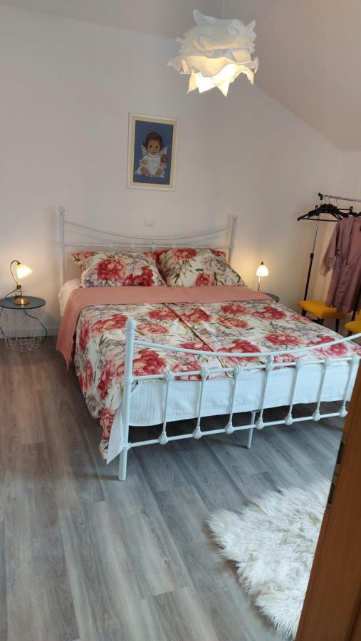 Apartmani Stambuk Jelsa  Exterior foto