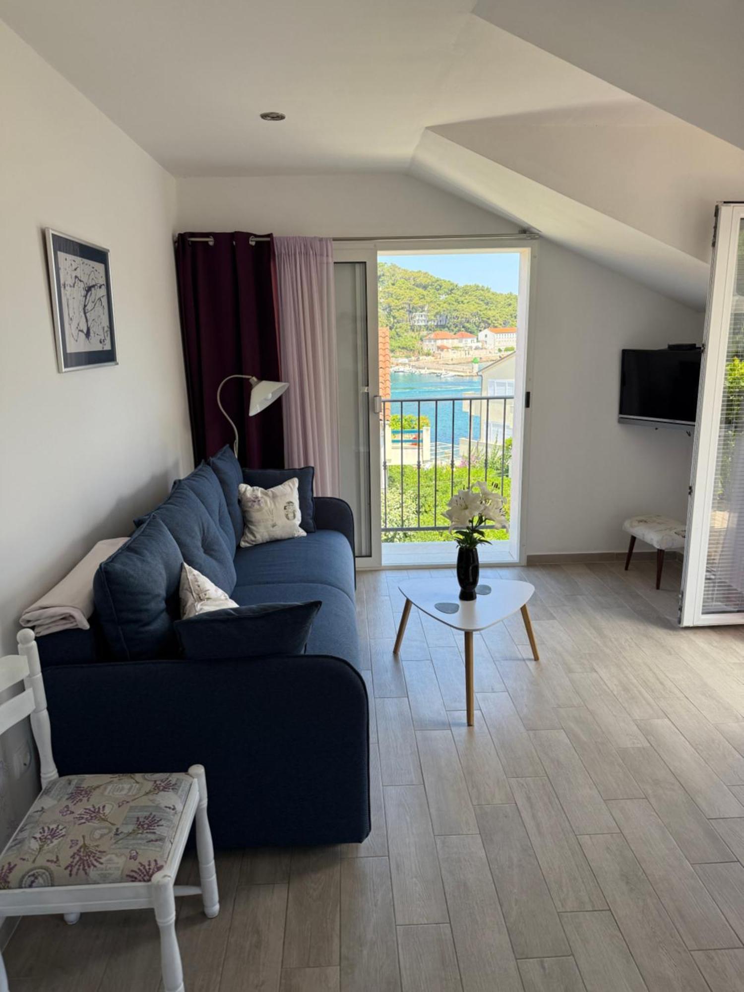 Apartmani Stambuk Jelsa  Exterior foto